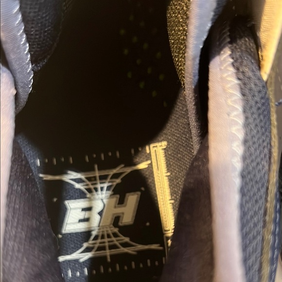 Under Armour Harper 8 Elite TPU "White/Midnight Navy" Men's Baseball Cleat - Picture 14 of 15